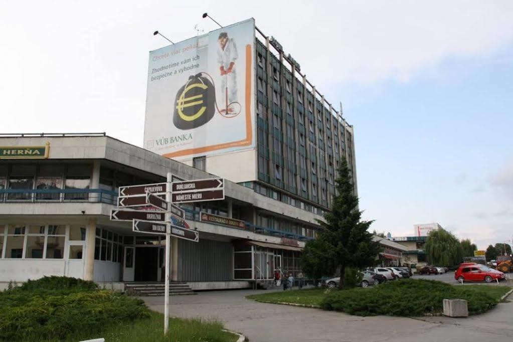 Apartman Saris Prešov Esterno foto